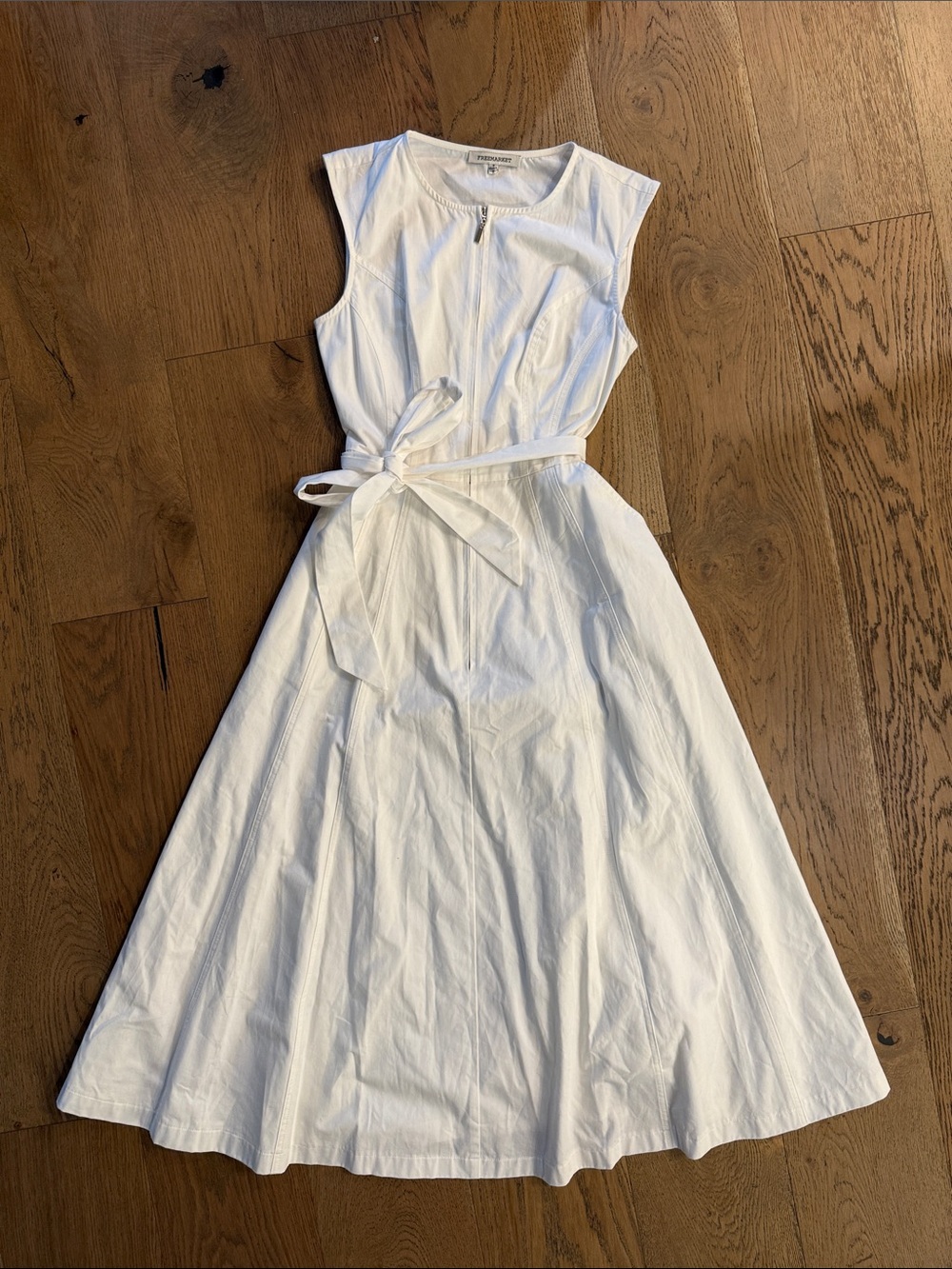 Sleeveless White Tie-Waist Maxi Dress